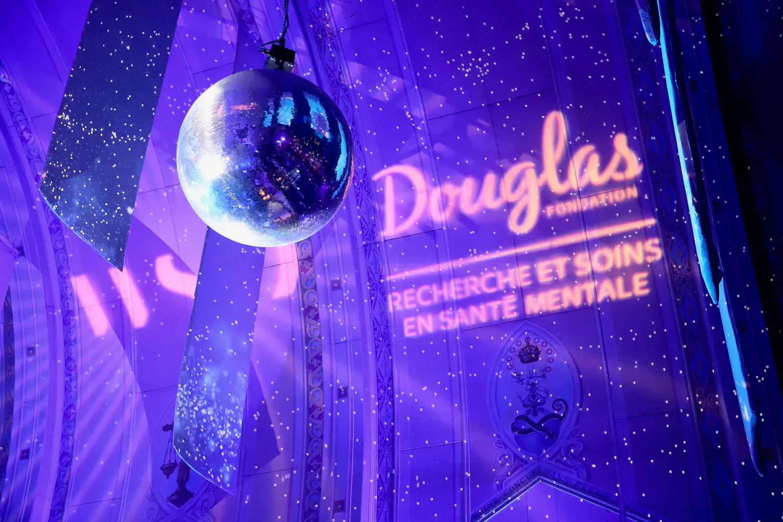Fondation Douglas — Ouverts d'esprits